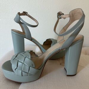 Elegant Blue Platform Heels